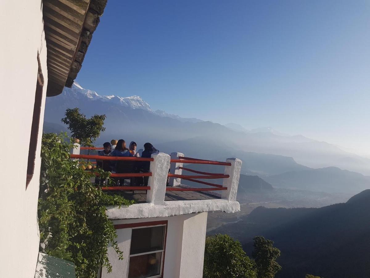 Es Deurali Resort Pokhara Eksteriør billede