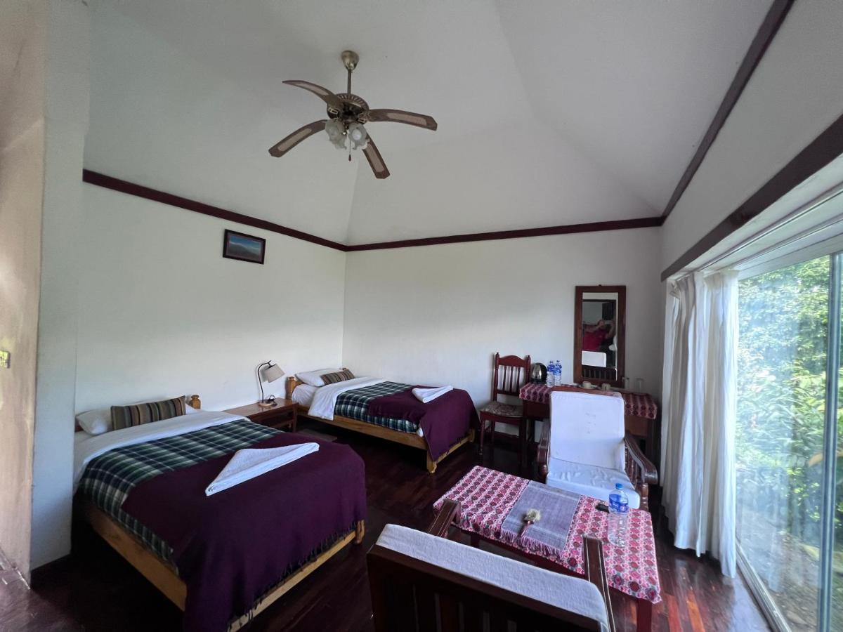 Es Deurali Resort Pokhara Eksteriør billede