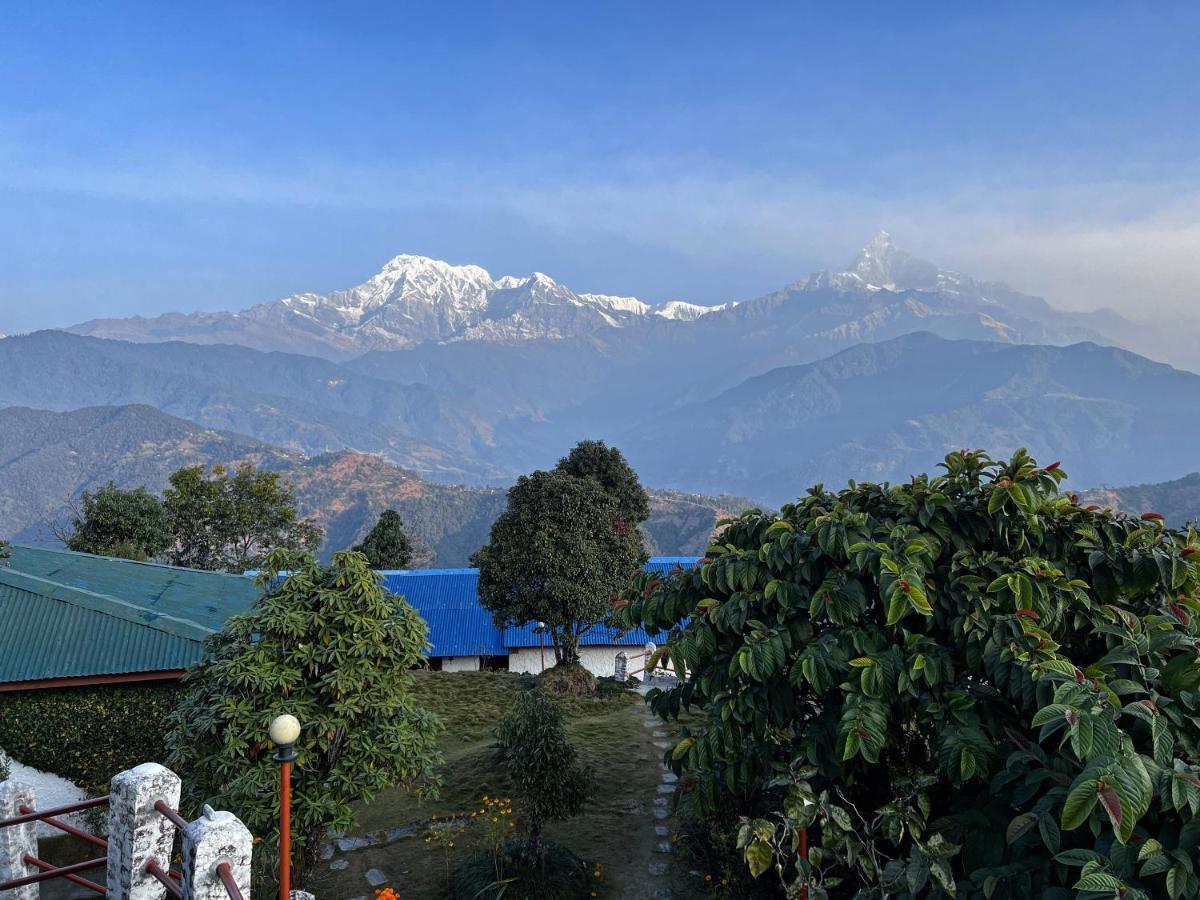 Es Deurali Resort Pokhara Eksteriør billede