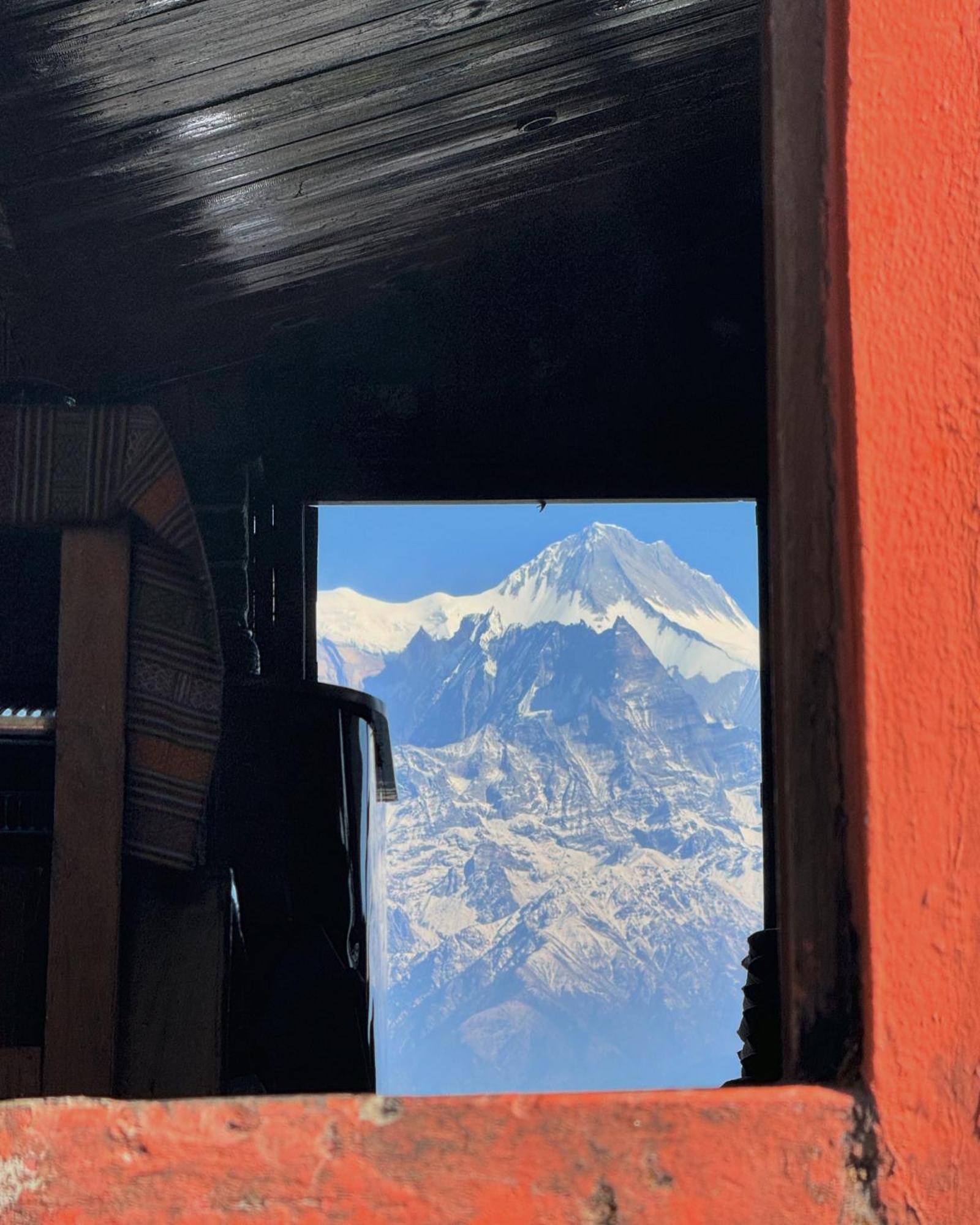 Es Deurali Resort Pokhara Eksteriør billede